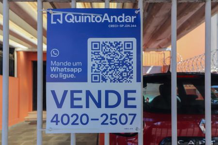 Casa à venda com 200m², 4 quartos e 2 vagasFachada - Plaquinha