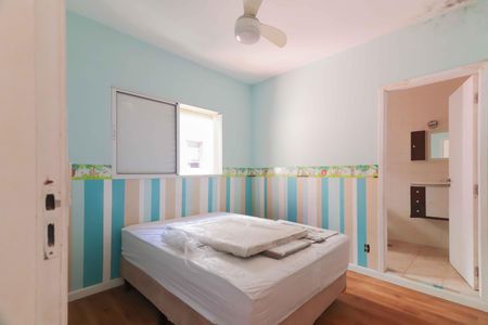 Casa à venda com 200m², 4 quartos e 2 vagasSuíte 1