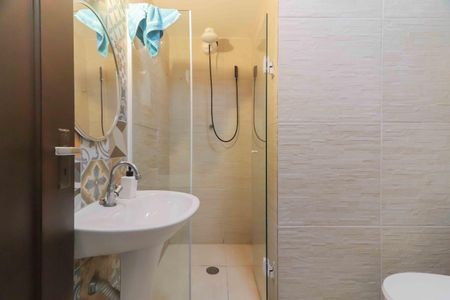 Casa à venda com 200m², 4 quartos e 2 vagasBanheiro Social