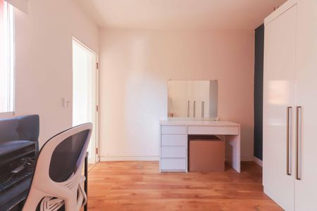 Casa à venda com 200m², 4 quartos e 2 vagasSuíte 2