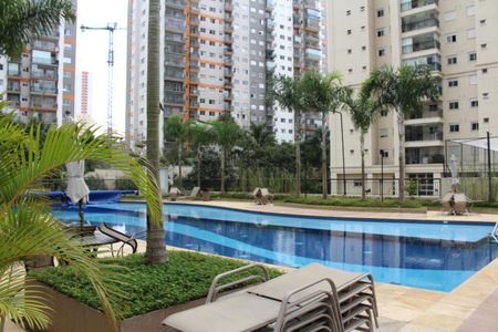 Apartamento à venda com 83m², 2 quartos e 1 vagaPiscina