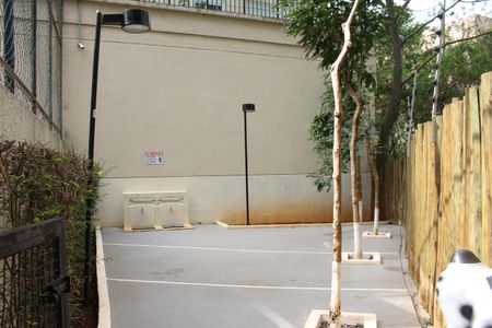 Apartamento à venda com 83m², 2 quartos e 1 vagaÁrea comum