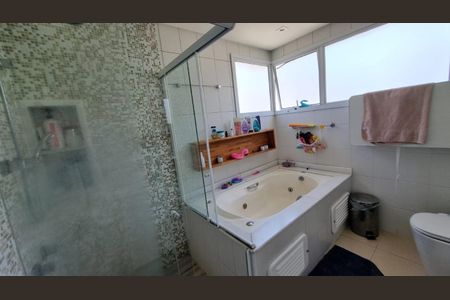 Apartamento à venda com 188m², 4 quartos e 3 vagas Apartamento à venda com 188m², 4 quartos e 3 vagasFoto 08