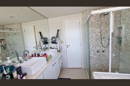 Apartamento à venda com 188m², 4 quartos e 3 vagas Apartamento à venda com 188m², 4 quartos e 3 vagasFoto 27