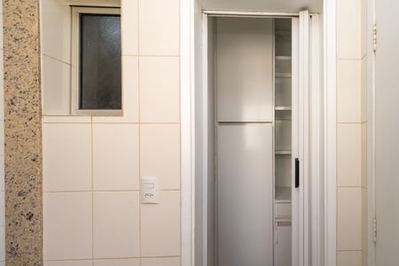 Apartamento à venda com 58m², 2 quartos e 1 vaga Apartamento à venda com 58m², 2 quartos e 1 vagaDespensa