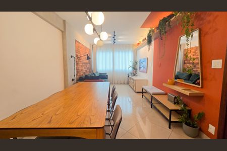 Apartamento à venda com 3 quartos, 90m² em Carlos Prates, Belo Horizonte