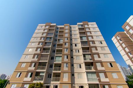 Apartamento para alugar com 64m², 3 quartos e 1 vagaFachada