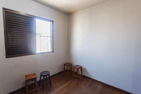 Apartamento à venda com 164m², 4 quartos e 2 vagasQuarto 3