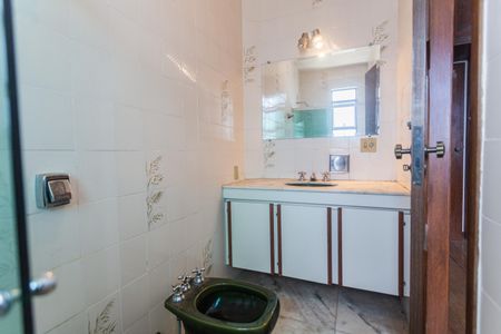 Apartamento à venda com 164m², 4 quartos e 2 vagasBanheiro da Suíte 1