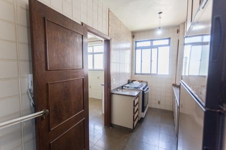 Apartamento à venda com 164m², 4 quartos e 2 vagasCozinha