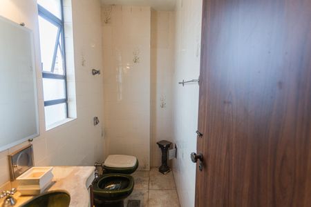 Apartamento à venda com 164m², 4 quartos e 2 vagasBanheiro da Suíte 2