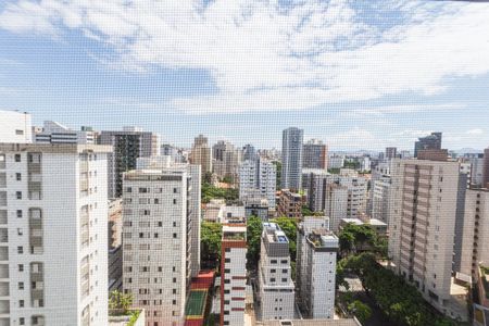 Apartamento à venda com 164m², 4 quartos e 2 vagasVista da Suíte 1