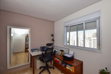 Apartamento à venda com 138m², 3 quartos e 2 vagasSuíte 2
