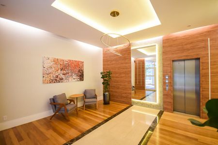 Apartamento à venda com 138m², 3 quartos e 2 vagasHall Social