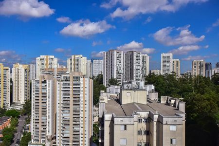 Apartamento à venda com 138m², 3 quartos e 2 vagasVista da Suíte 1