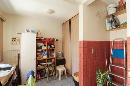 Casa à venda com 92m², 2 quartos e 1 vaga Casa à venda com 92m², 2 quartos e 1 vagaÁrea de Serviço e Banheiro de Serviço