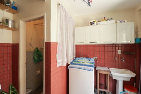 Casa à venda com 92m², 2 quartos e 1 vaga Casa à venda com 92m², 2 quartos e 1 vagaÁrea de Serviço e Banheiro de Serviço