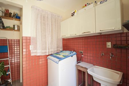 Casa à venda com 92m², 2 quartos e 1 vaga Casa à venda com 92m², 2 quartos e 1 vagaÁrea de Serviço e Banheiro de Serviço