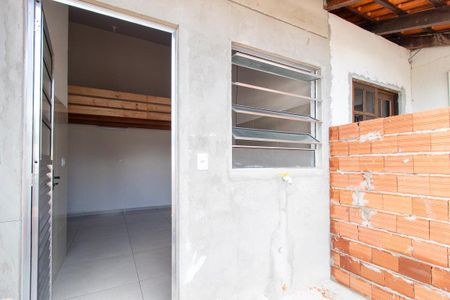 Fachada de kitnet/studio para alugar com 1 quarto, 35m² em Cajuru, Curitiba