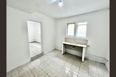 Cozinha de casa para alugar com 1 quarto, 60m² em Água Fria, São Paulo