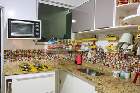 Casa de condomínio à venda com 204m², 3 quartos e 1 vagaCozinha - 1º Pavimneto