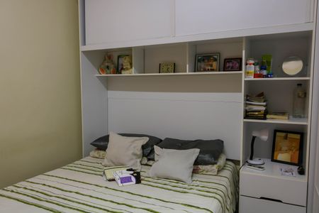 Casa de condomínio à venda com 204m², 3 quartos e 1 vagaQuarto Suíte - 2º Pavimento
