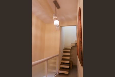 Casa de condomínio à venda com 204m², 3 quartos e 1 vagaHall do 2º Pavimento