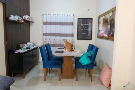 Casa de condomínio à venda com 204m², 3 quartos e 1 vagaSala - 1º Pavimento