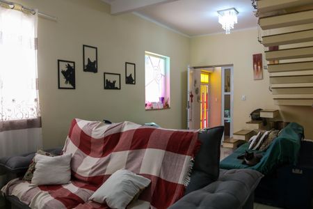 Casa de condomínio à venda com 204m², 3 quartos e 1 vagaSala - 1º Pavimento