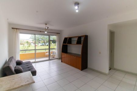 Apartamento à venda com 70m², 2 quartos e 1 vaga Apartamento à venda com 70m², 2 quartos e 1 vagaSala