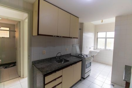 Apartamento à venda com 70m², 2 quartos e 1 vaga Apartamento à venda com 70m², 2 quartos e 1 vagaCozinha e Área de Serviço