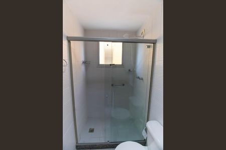 Apartamento à venda com 70m², 2 quartos e 1 vaga Apartamento à venda com 70m², 2 quartos e 1 vagaBanheiro da Suíte