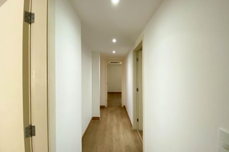 Apartamento para alugar com 175m², 4 quartos e 2 vagasCorredor