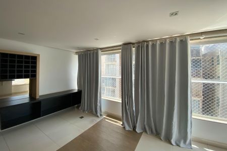 Apartamento para alugar com 175m², 4 quartos e 2 vagasSacada