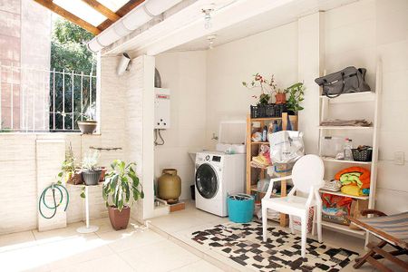 Apartamento à venda com 72m², 2 quartos e sem vagaPátio / Área de Serviço