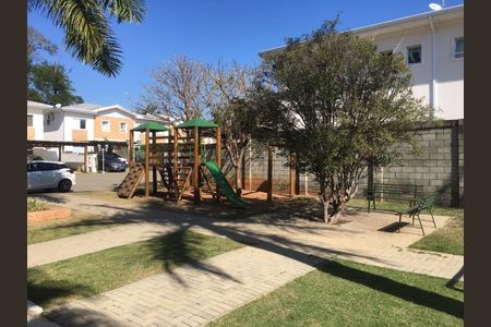 Casa de condomínio à venda com 174m², 3 quartos e 2 vagasFoto 01