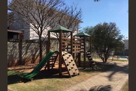 Casa de condomínio à venda com 174m², 3 quartos e 2 vagasFoto 01