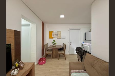 Sala  de apartamento para alugar com 2 quartos, 63m² em Socorro, São Paulo