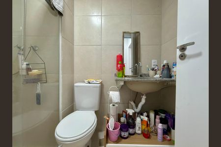 Apartamento para alugar com 63m², 2 quartos e sem vaga Apartamento para alugar com 63m², 2 quartos e sem vagaBanheiro