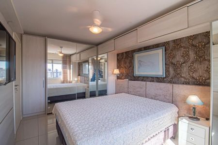 Foto 14 de apartamento à venda com 2 quartos, 65m² em Floresta, Porto Alegre