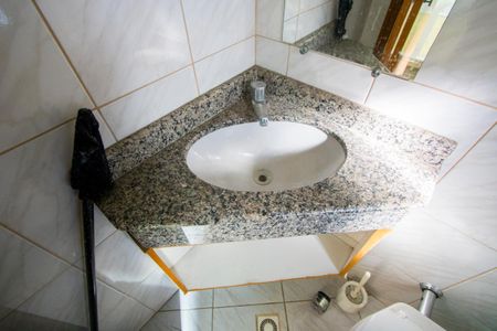 Apartamento à venda com 97m², 3 quartos e 1 vagaBanheiro do quarto 2