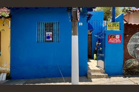 Casa para alugar com 64m², 1 quarto e sem vagaPlaca / Fachada 