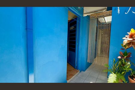 Entrada de casa para alugar com 1 quarto, 64m² em Vila Madalena, São Paulo