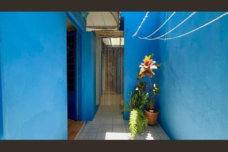 Entrada de casa para alugar com 1 quarto, 64m² em Vila Madalena, São Paulo