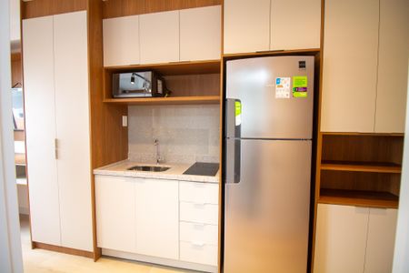 Cozinha de kitnet/studio para alugar com 1 quarto, 25m² em Santo Amaro, São Paulo