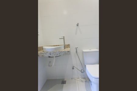 Apartamento à venda com 70m², 2 quartos e 1 vaga Apartamento à venda com 70m², 2 quartos e 1 vagaBanheiro suite