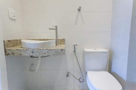 Apartamento à venda com 70m², 2 quartos e 1 vaga Apartamento à venda com 70m², 2 quartos e 1 vagaBanheiro suite