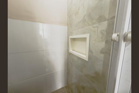 Casa à venda com 75m², 2 quartos e sem vaga Casa à venda com 75m², 2 quartos e sem vagaBanheiro de serviço