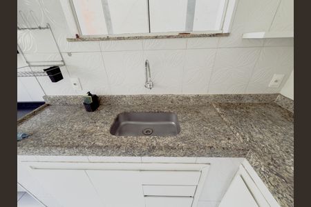 Casa à venda com 75m², 2 quartos e sem vaga Casa à venda com 75m², 2 quartos e sem vagaCozinha