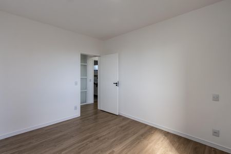 Apartamento à venda com 115m², 3 quartos e 1 vagaQuarto 2